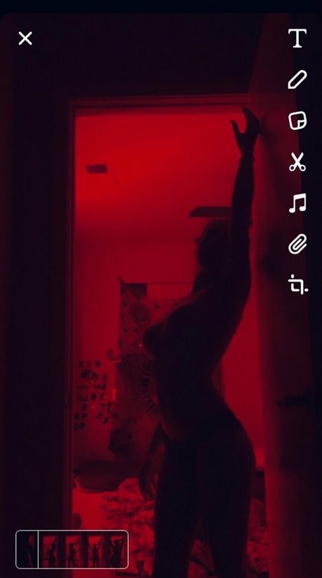 ixxbunnyxx bonita estrella porno fotos