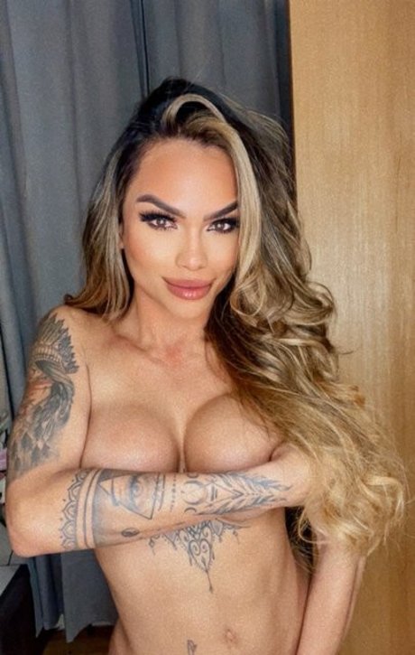 Nauana Lima modelo hermosa recopilación