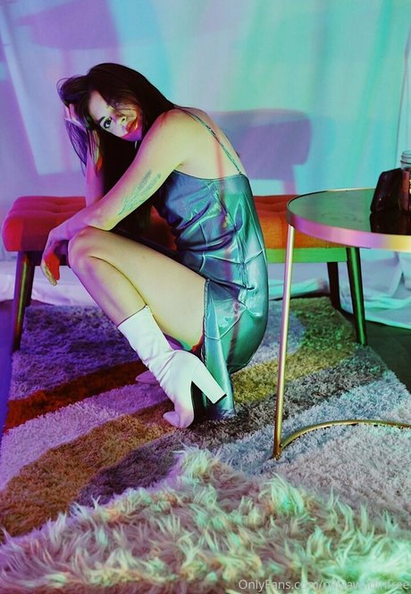 oliviawildinfree estrella porno agradable imágenes