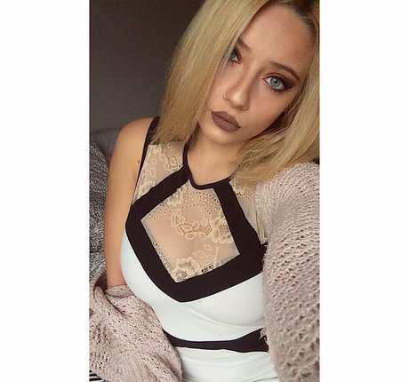 Ali Cortese estrella porno de alta calidad imágenes