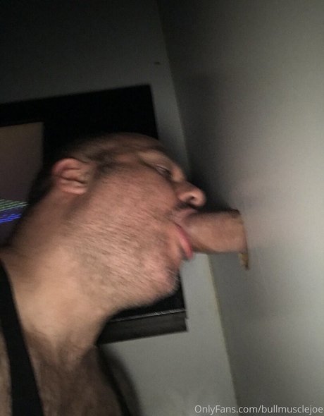 bullmusclejoe estrella porno caliente foto