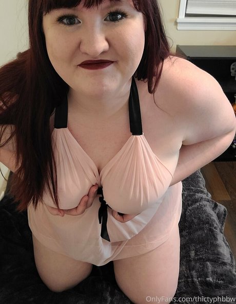thictyphbbw modelo desnudo fotos