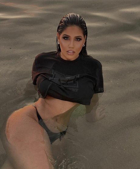 Oriana Falla desnudos de estrellas porno imágenes