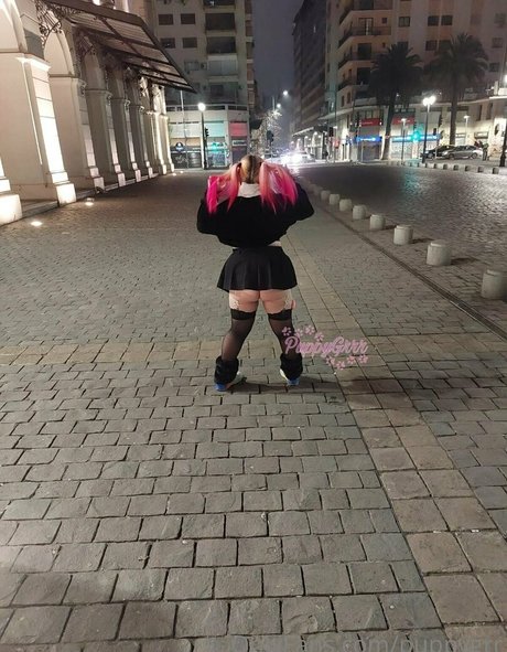 puppy grrr hermosa estrella porno foto