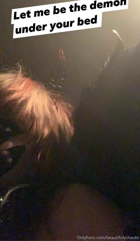 beautifulychaotic estrella de alta calidad foto