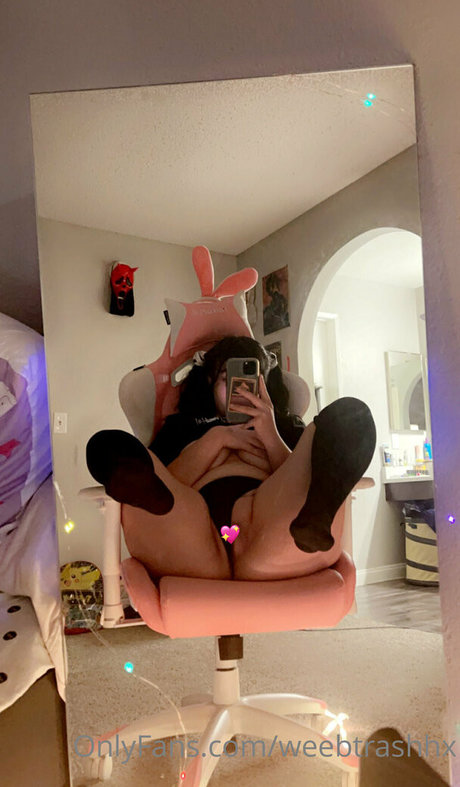 weebtrashhx bonita modelo imagen