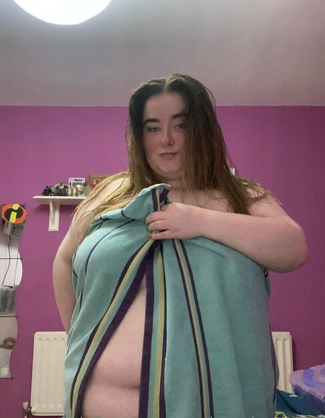 growing piggy1305 modelo sexual archivo