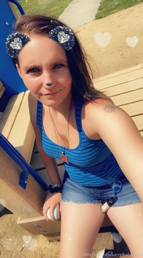barrelbabe2020 estrella desnuda foto