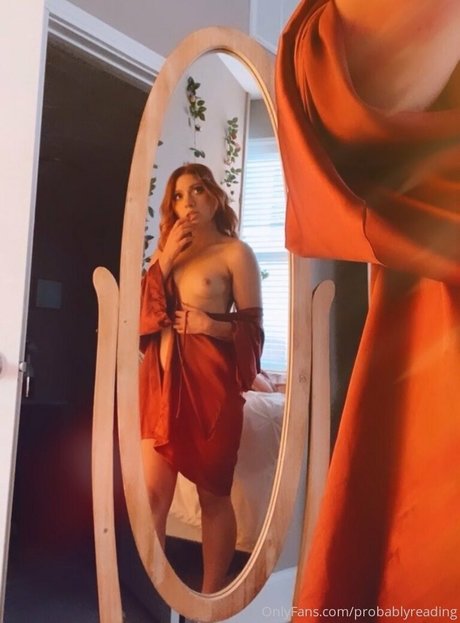 probablyreading actriz atractiva foto