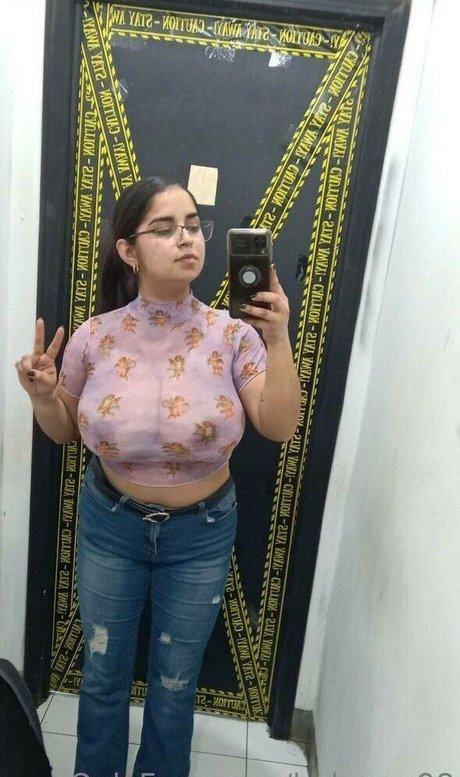 vanessagallegos98 actriz de alta calidad imágenes