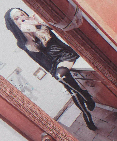 addiroll estrella porno foto