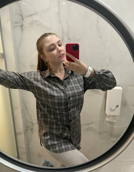 alise lis actriz sexual foto