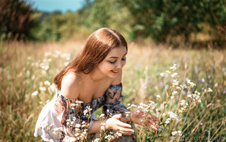 alise lis modelo agradable imagen