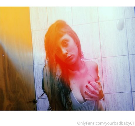 holysinnerxxx estrella porno de arte imagen