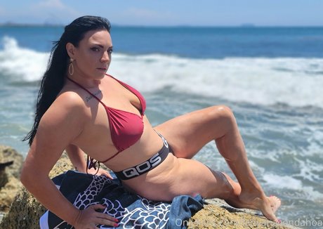 ladyanacondahoa modelo libre fotos