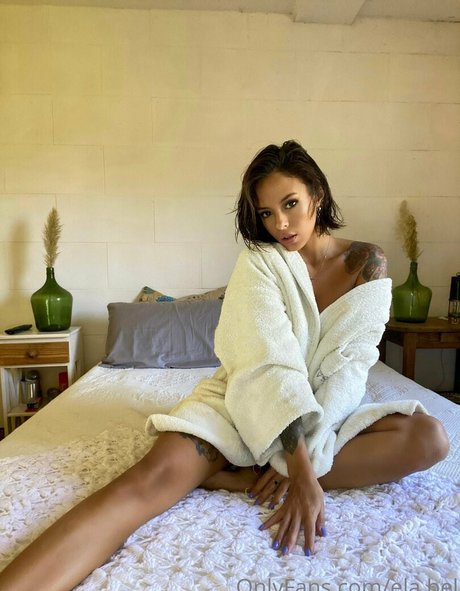 ela bel arte estrella porno imágenes