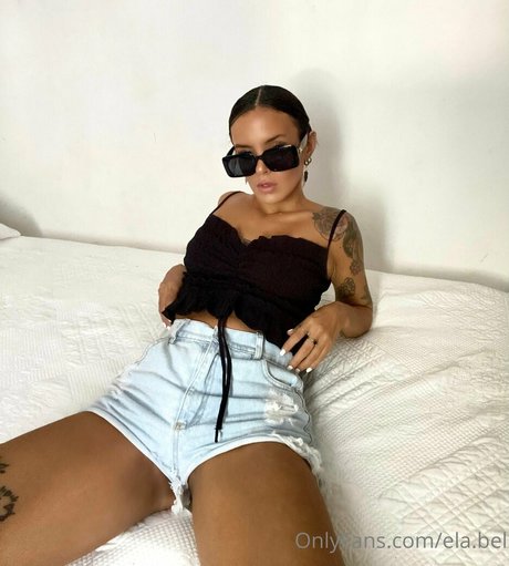 lesbianas besándose onlyfans hd caliente archivo