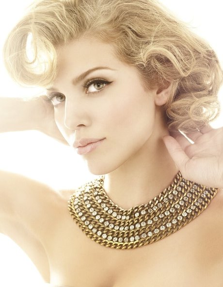 AnnaLynne McCord actriz de arte galería