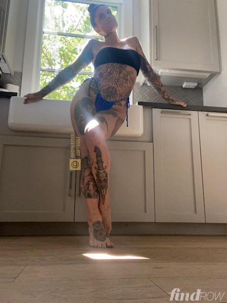 Jordyn Ryder actriz de arte galería