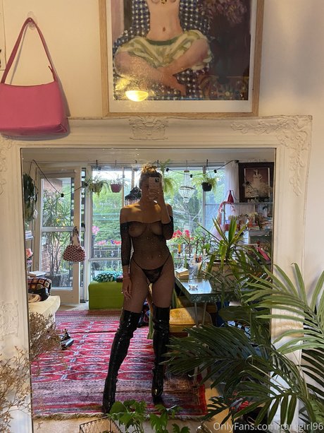 Raregirl96 modelo adulto imagen