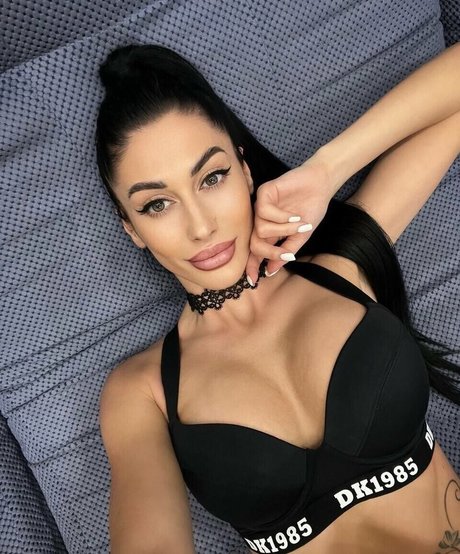 Mari Sweet sexo modelo fotos