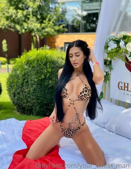 Mari Sweet modelo atractivo foto