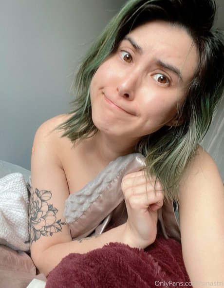 Sinastri linda estrella imágenes