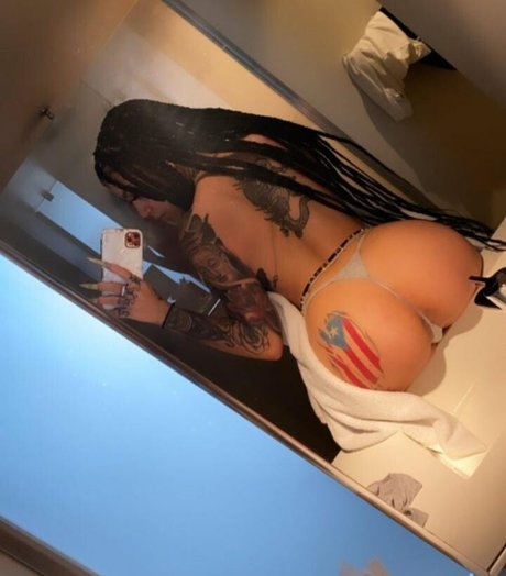 Lil Keyu arte modelo foto