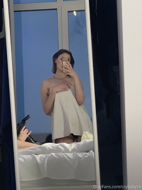 crybaby16 estrella libre archivo