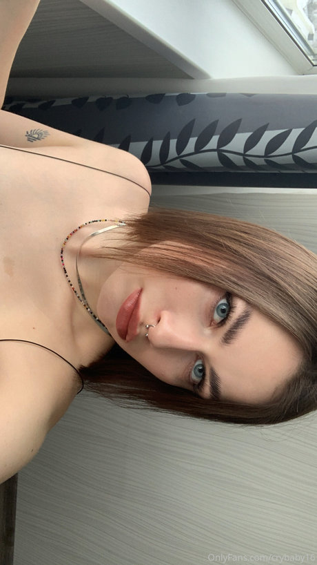 crybaby16 estrella porno perfecta galería