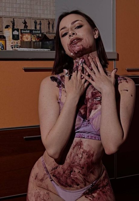 crybaby16 modelo agradable imágenes