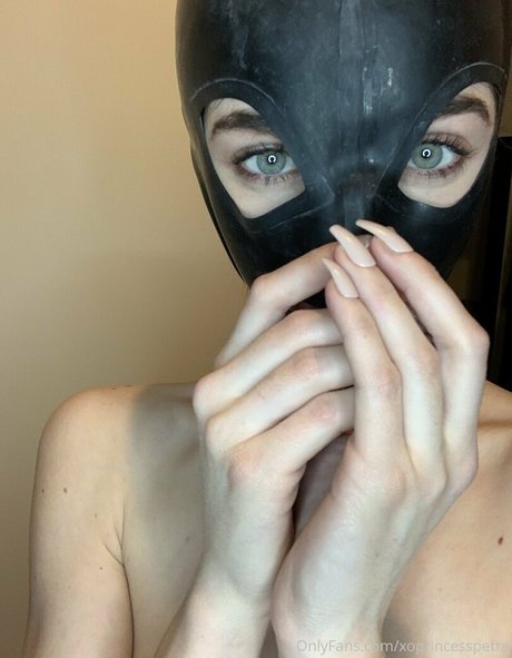 xoPrincessPetra estrella porno adulto foto