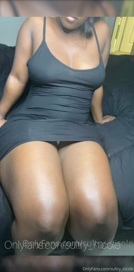 Sultry nicole modelo bonita imágenes