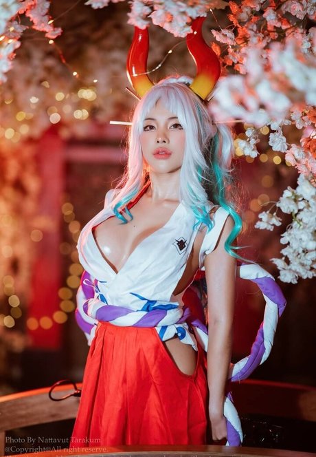 Donutty Siraporn sexo estrella galerías