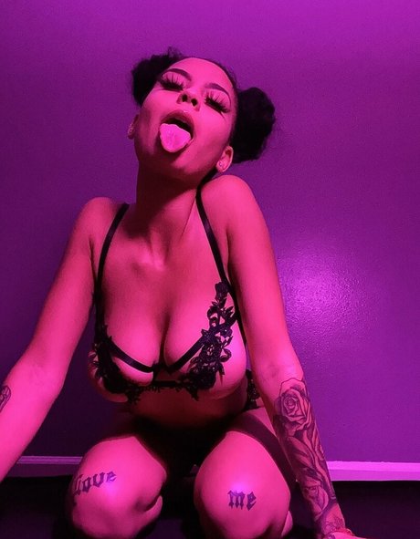 nadia999 hermosa estrella archivo