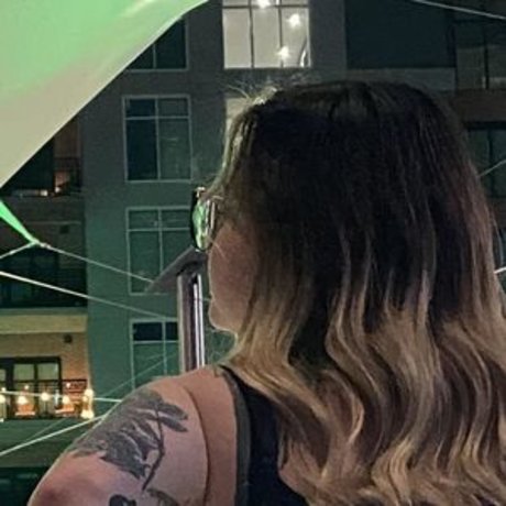 Mystummyhurrrt modelo desnudos galerías