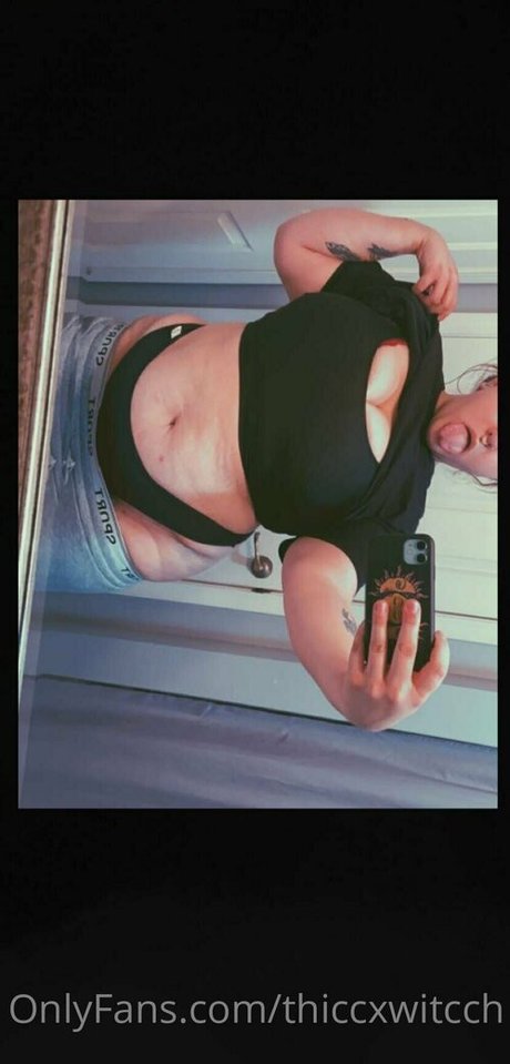 thiccxwitcch estrella porno agradable foto