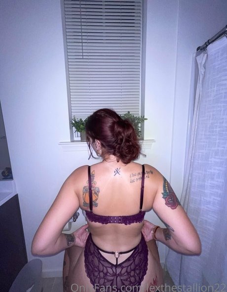 lexthestallion22 bonita modelo archivo