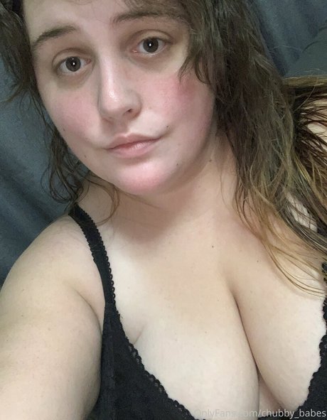 chubby babes estrella atractiva archivo