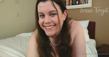 tessajulietfree estrella pornografica fotos