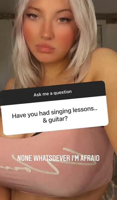 calcetines hasta el muslo onlyfans buen sexo imágenes