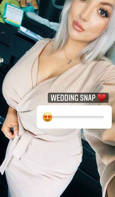 Shona Colson estrella porno imagen