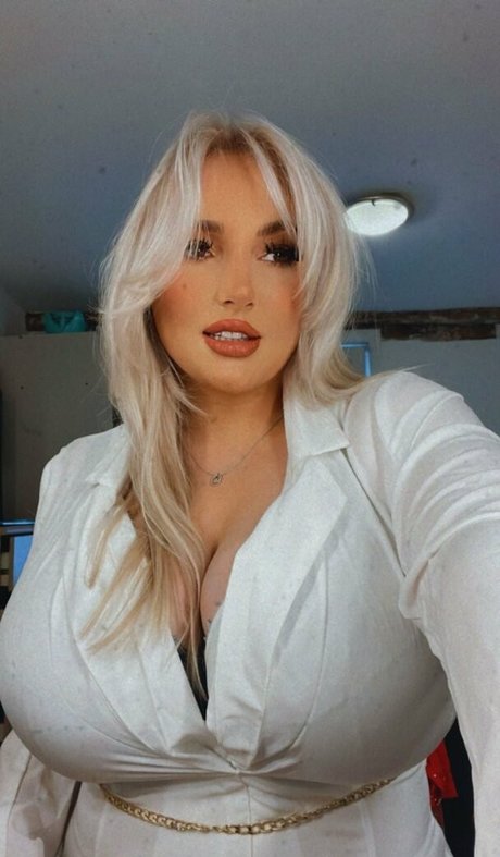 Shona Colson estrella porno de alta calidad foto