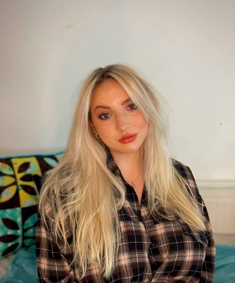 Shona Colson actriz de desnudos imagen