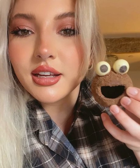 Shona Colson estrella adulta imagen