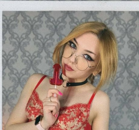 Roxy Loov estrella porno hermosa fotos