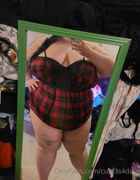 curv3s4days modelo pornografico galería