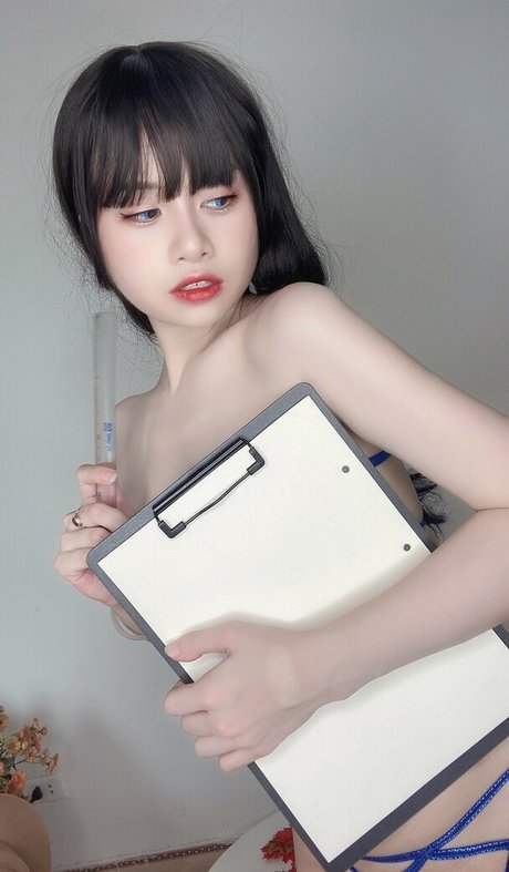 Riribonni estrella caliente imágenes