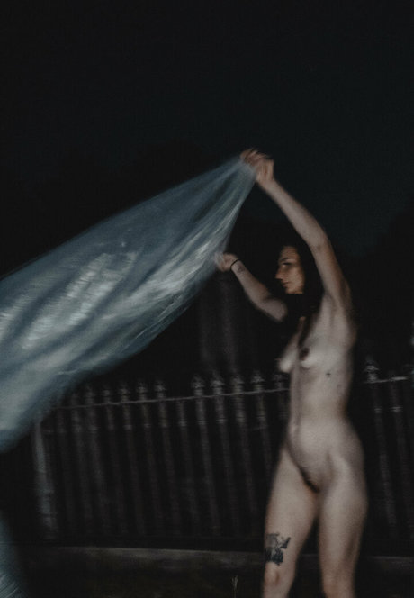 thisominouslife desnudos de estrellas fotos