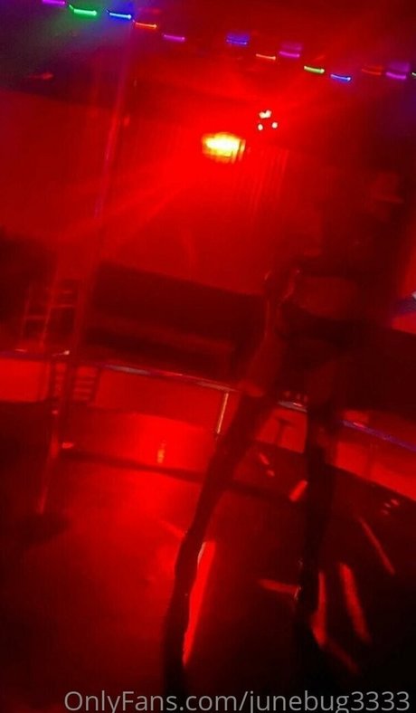 junebug3333 modelo adulto foto